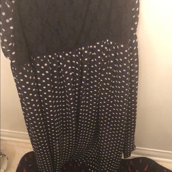Poka-Dot Black and White Maxi-Dress - Picture 5 of 5